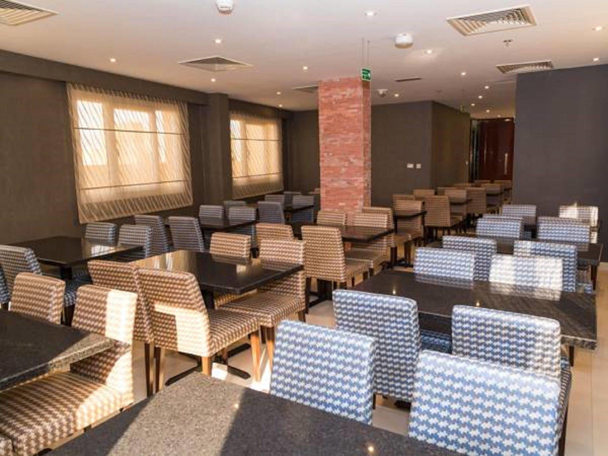 Florida Square Hotel Dubai Luaran gambar